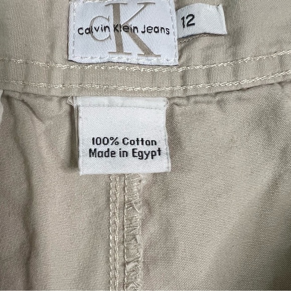 CALVIN KLEIN CARGO SHORTS FOR WOMEN’S BEIGE - Picture 2 of 14